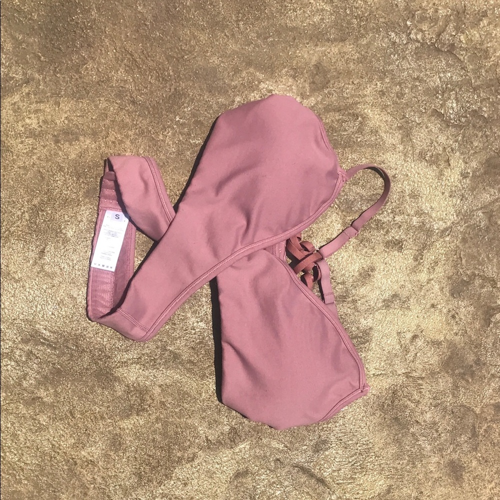 Alphalete Wrap around Sports Bra